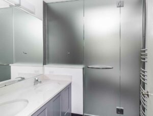 Shower with privacy frosted glass